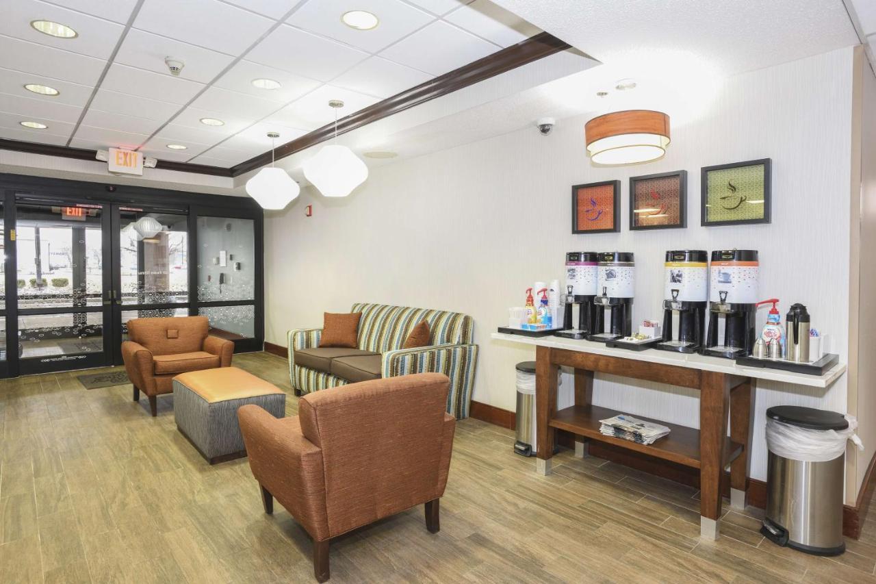 Hampton Inn Cincinnati Eastgate Exteriör bild