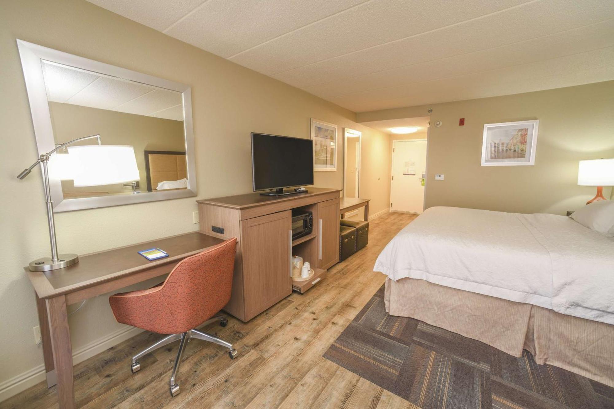 Hampton Inn Cincinnati Eastgate Exteriör bild